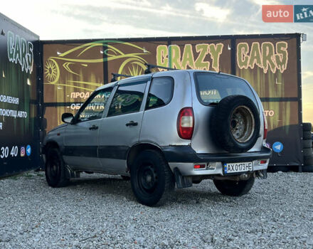 Серый Шевроле Нива, объемом двигателя 1.7 л и пробегом 232 тыс. км за 2700 $, фото 7 на Automoto.ua