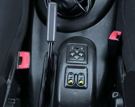 Сірий Шевроле Нива, об'ємом двигуна 1.7 л та пробігом 201 тис. км за 3999 $, фото 47 на Automoto.ua