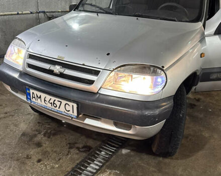 Серый Шевроле Нива, объемом двигателя 1.69 л и пробегом 160 тыс. км за 2800 $, фото 14 на Automoto.ua