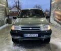 Сірий Шевроле Нива, об'ємом двигуна 1.7 л та пробігом 199 тис. км за 3000 $, фото 4 на Automoto.ua