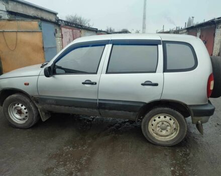 Серый Шевроле Нива, объемом двигателя 1.7 л и пробегом 1 тыс. км за 2000 $, фото 1 на Automoto.ua