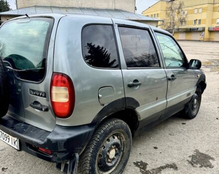 Сірий Шевроле Нива, об'ємом двигуна 1.7 л та пробігом 93 тис. км за 2700 $, фото 4 на Automoto.ua