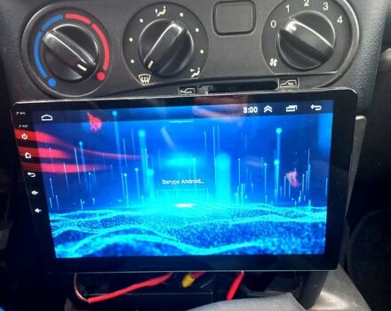 Сірий Шевроле Нива, об'ємом двигуна 1.7 л та пробігом 188 тис. км за 1950 $, фото 9 на Automoto.ua