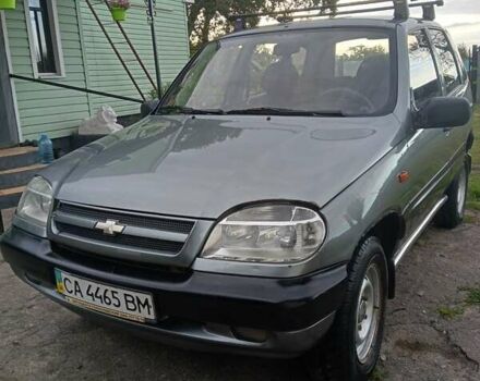 Сірий Шевроле Нива, об'ємом двигуна 1.69 л та пробігом 112 тис. км за 4550 $, фото 8 на Automoto.ua