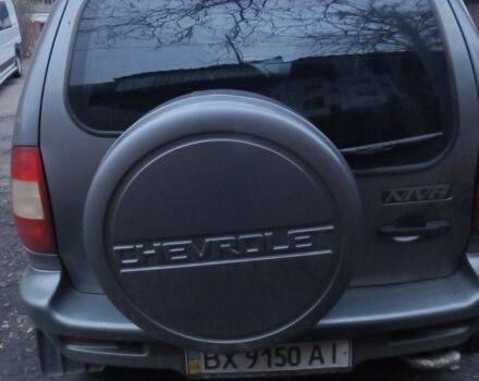 Сірий Шевроле Нива, об'ємом двигуна 1.7 л та пробігом 128 тис. км за 3800 $, фото 3 на Automoto.ua