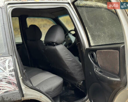 Сірий Шевроле Нива, об'ємом двигуна 1.7 л та пробігом 300 тис. км за 2999 $, фото 14 на Automoto.ua
