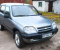 Шевроле Нива 2006 в Кролевце на Automoto.ua Серый Шевроле Нива, объемом двигателя 1.7 л и пробегом 154 тыс. км за 5200 $, фото 2 на Automoto.ua