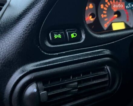 Сірий Шевроле Нива, об'ємом двигуна 1.7 л та пробігом 201 тис. км за 3999 $, фото 32 на Automoto.ua