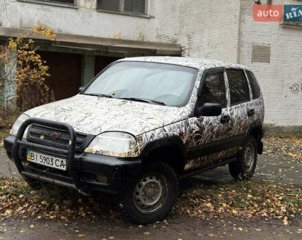 Сірий Шевроле Нива, об'ємом двигуна 1.7 л та пробігом 300 тис. км за 2999 $, фото 17 на Automoto.ua