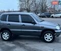 Сірий Шевроле Нива, об'ємом двигуна 1.7 л та пробігом 201 тис. км за 3999 $, фото 1 на Automoto.ua