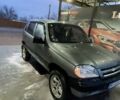 Сірий Шевроле Нива, об'ємом двигуна 1.7 л та пробігом 199 тис. км за 3000 $, фото 2 на Automoto.ua