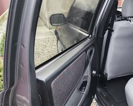 Серый Шевроле Нива, объемом двигателя 1.7 л и пробегом 153 тыс. км за 3800 $, фото 20 на Automoto.ua