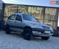 Серый Шевроле Нива, объемом двигателя 1.7 л и пробегом 232 тыс. км за 2700 $, фото 4 на Automoto.ua