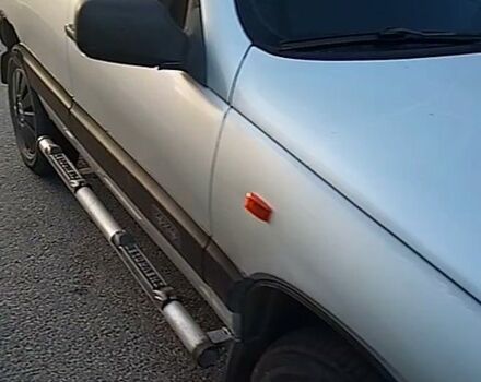 Серый Шевроле Нива, объемом двигателя 1.7 л и пробегом 230 тыс. км за 3200 $, фото 1 на Automoto.ua