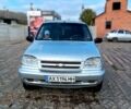Серый Шевроле Нива, объемом двигателя 1.7 л и пробегом 300 тыс. км за 4500 $, фото 3 на Automoto.ua