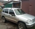 Серый Шевроле Нива, объемом двигателя 1.7 л и пробегом 188 тыс. км за 4500 $, фото 1 на Automoto.ua