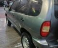 Сірий Шевроле Нива, об'ємом двигуна 1.7 л та пробігом 213 тис. км за 3500 $, фото 3 на Automoto.ua