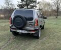 Сірий Шевроле Нива, об'ємом двигуна 0 л та пробігом 100 тис. км за 4200 $, фото 1 на Automoto.ua