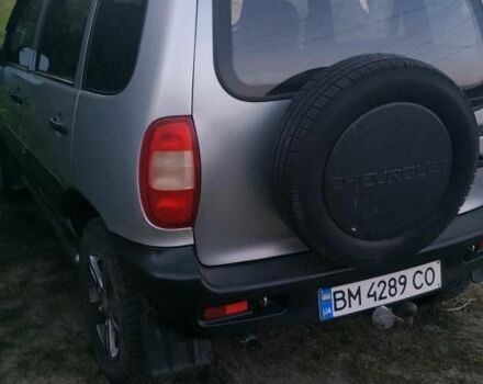 Серый Шевроле Нива, объемом двигателя 1.7 л и пробегом 180 тыс. км за 3000 $, фото 2 на Automoto.ua