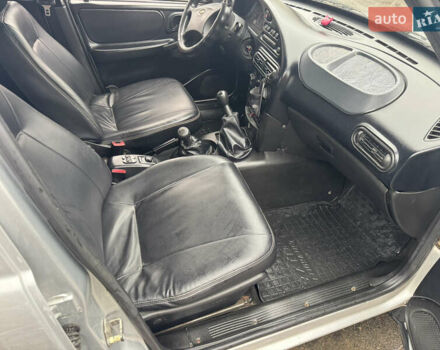 Сірий Шевроле Нива, об'ємом двигуна 1.69 л та пробігом 200 тис. км за 3200 $, фото 15 на Automoto.ua