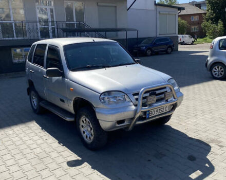 Сірий Шевроле Нива, об'ємом двигуна 1.7 л та пробігом 281 тис. км за 3800 $, фото 1 на Automoto.ua