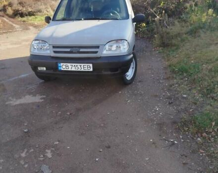 Серый Шевроле Нива, объемом двигателя 1.69 л и пробегом 1 тыс. км за 3200 $, фото 1 на Automoto.ua