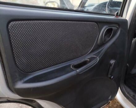 Сірий Шевроле Нива, об'ємом двигуна 1.7 л та пробігом 130 тис. км за 5500 $, фото 14 на Automoto.ua