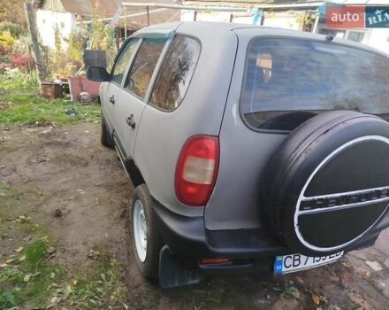 Серый Шевроле Нива, объемом двигателя 1.69 л и пробегом 1 тыс. км за 3200 $, фото 4 на Automoto.ua