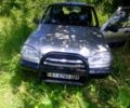 Серый Шевроле Нива, объемом двигателя 1.7 л и пробегом 117 тыс. км за 4000 $, фото 1 на Automoto.ua