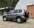 Серый Шевроле Нива, объемом двигателя 1.7 л и пробегом 250 тыс. км за 3799 $, фото 1 на Automoto.ua