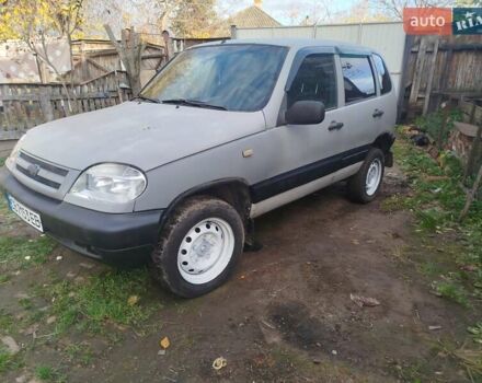 Серый Шевроле Нива, объемом двигателя 1.69 л и пробегом 1 тыс. км за 3200 $, фото 5 на Automoto.ua