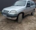 Серый Шевроле Нива, объемом двигателя 1.7 л и пробегом 193 тыс. км за 3000 $, фото 24 на Automoto.ua