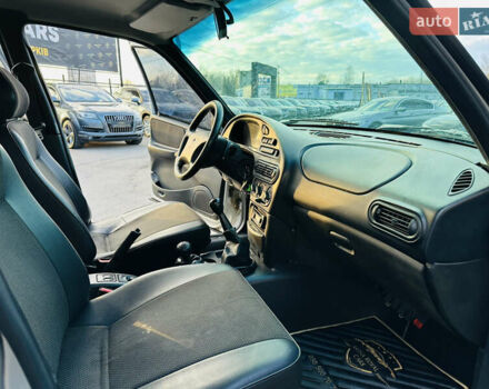 Сірий Шевроле Нива, об'ємом двигуна 1.7 л та пробігом 410 тис. км за 3850 $, фото 21 на Automoto.ua