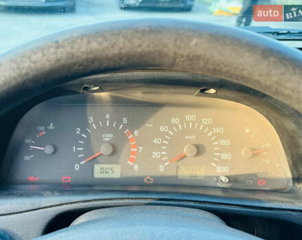 Сірий Шевроле Нива, об'ємом двигуна 1.7 л та пробігом 410 тис. км за 3850 $, фото 25 на Automoto.ua