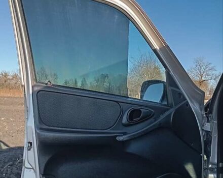 Сірий Шевроле Нива, об'ємом двигуна 1.69 л та пробігом 298 тис. км за 4500 $, фото 8 на Automoto.ua