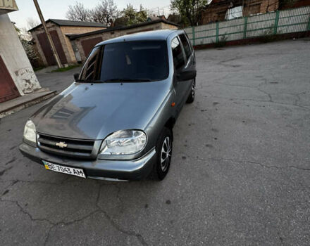 Сірий Шевроле Нива, об'ємом двигуна 1.7 л та пробігом 137 тис. км за 2700 $, фото 10 на Automoto.ua