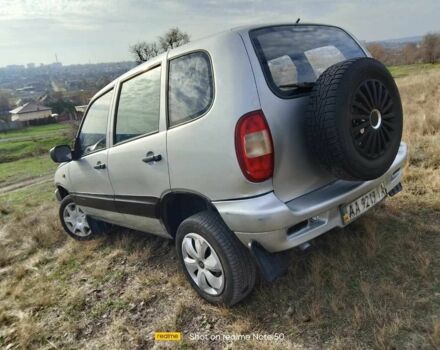 Сірий Шевроле Нива, об'ємом двигуна 1.7 л та пробігом 270 тис. км за 1900 $, фото 1 на Automoto.ua