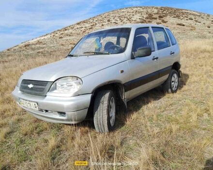 Сірий Шевроле Нива, об'ємом двигуна 1.7 л та пробігом 270 тис. км за 1900 $, фото 3 на Automoto.ua