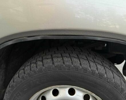 Серый Шевроле Нива, объемом двигателя 1.7 л и пробегом 165 тыс. км за 4300 $, фото 9 на Automoto.ua