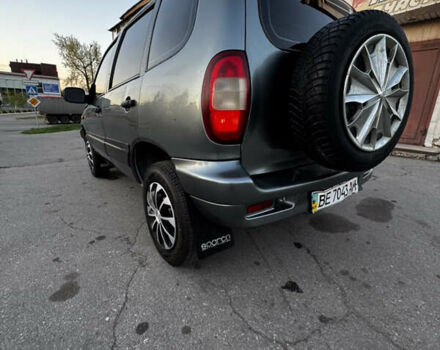 Сірий Шевроле Нива, об'ємом двигуна 1.7 л та пробігом 137 тис. км за 2700 $, фото 7 на Automoto.ua