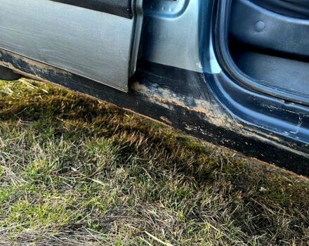 Серый Шевроле Нива, объемом двигателя 1.7 л и пробегом 240 тыс. км за 3400 $, фото 5 на Automoto.ua