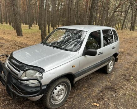 Шевроле Нива 2008 у Золотоноше на Automoto.ua Сірий Шевроле Нива, об'ємом двигуна 1.7 л та пробігом 260 тис. км за 2899 $, фото 4 на Automoto.ua