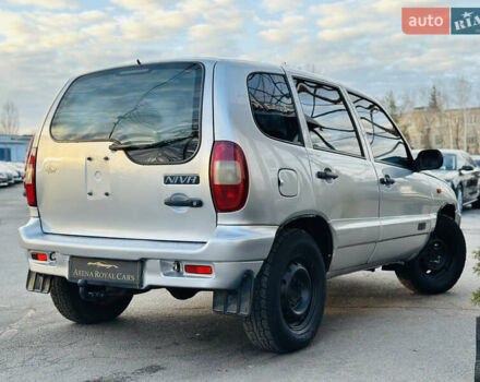 Сірий Шевроле Нива, об'ємом двигуна 1.7 л та пробігом 410 тис. км за 3850 $, фото 1 на Automoto.ua