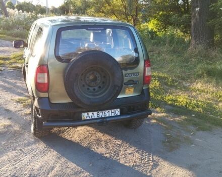 Сірий Шевроле Нива, об'ємом двигуна 1.7 л та пробігом 105 тис. км за 2700 $, фото 3 на Automoto.ua