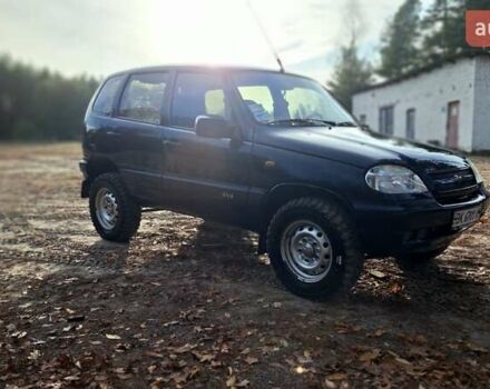 Серый Шевроле Нива, объемом двигателя 0 л и пробегом 148 тыс. км за 3800 $, фото 3 на Automoto.ua
