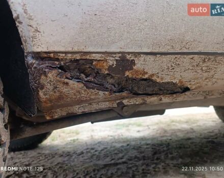 Серый Шевроле Нива, объемом двигателя 1.7 л и пробегом 193 тыс. км за 3000 $, фото 19 на Automoto.ua