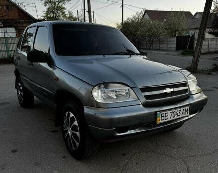 Сірий Шевроле Нива, об'ємом двигуна 1.7 л та пробігом 137 тис. км за 2700 $, фото 2 на Automoto.ua