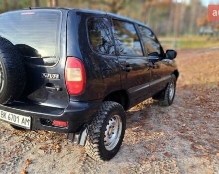 Серый Шевроле Нива, объемом двигателя 0 л и пробегом 148 тыс. км за 3800 $, фото 2 на Automoto.ua