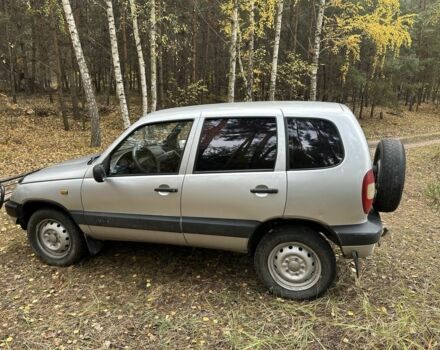 Шевроле Нива 2008 у Золотоноше на Automoto.ua Сірий Шевроле Нива, об'ємом двигуна 1.7 л та пробігом 260 тис. км за 2899 $, фото 6 на Automoto.ua
