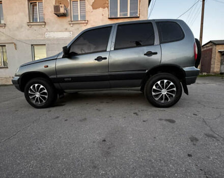 Сірий Шевроле Нива, об'ємом двигуна 1.7 л та пробігом 137 тис. км за 2700 $, фото 8 на Automoto.ua